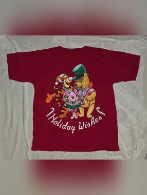 Disney Vintage Winnie The Pooh Red Short Sleeved Christmas Shirt